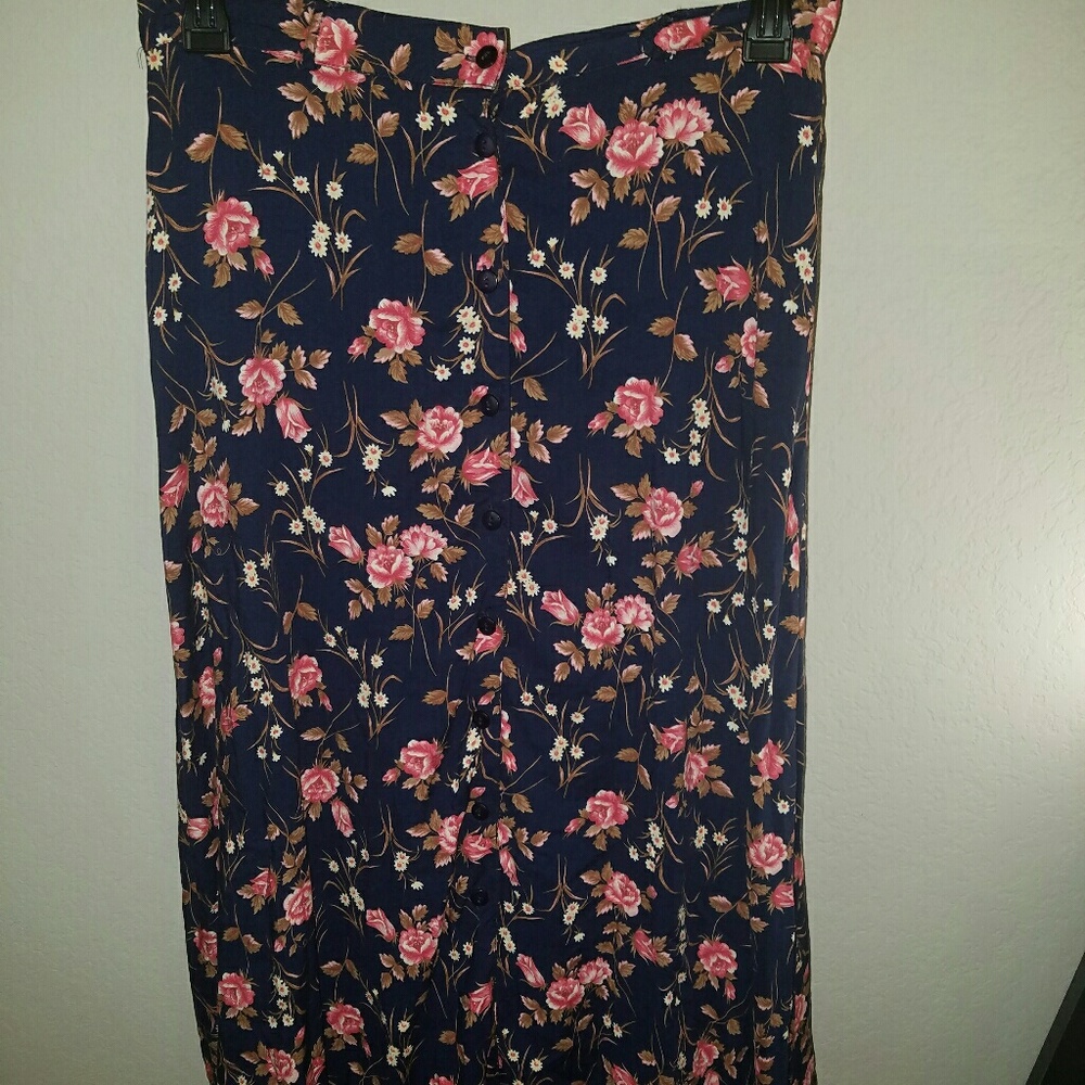 Expressions Floral Flowy button up Maxi Dress